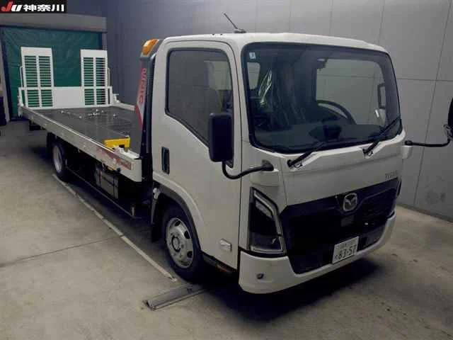 Mazda TITAN