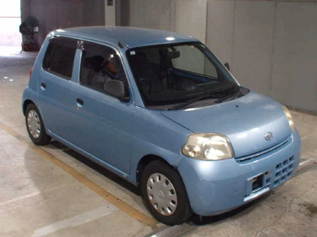 Daihatsu ESSE — фото 1