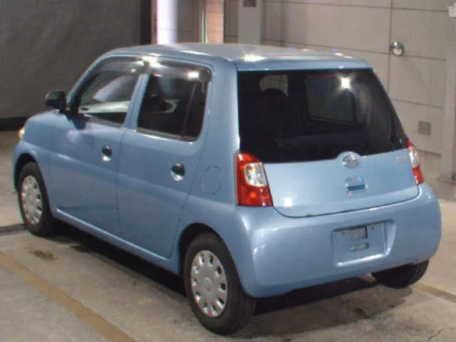 Daihatsu ESSE — фото 2