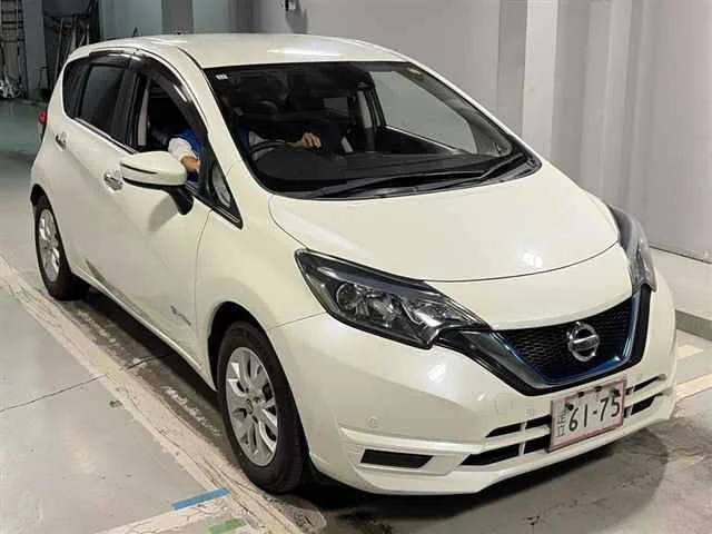 Nissan NOTE — фото 1