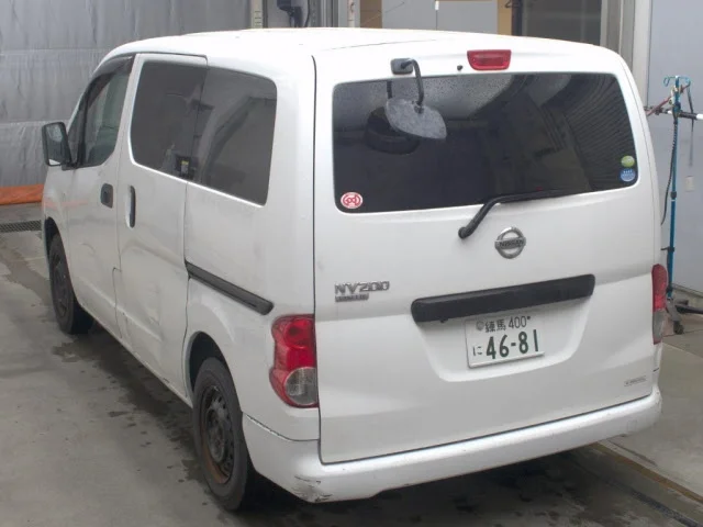 Nissan NV200 — фото 2