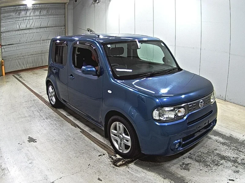 Nissan CUBE — фото 1