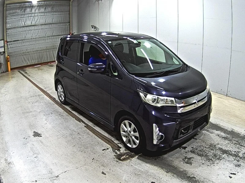 Mitsubishi EK CUSTOM — фото 1