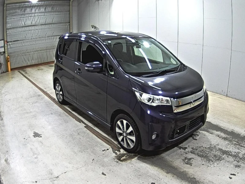 Mitsubishi EK CUSTOM — фото 1