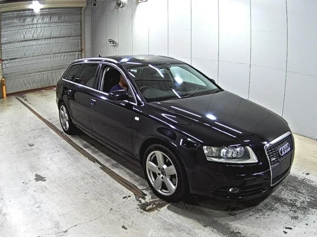 Audi A6 — фото 1