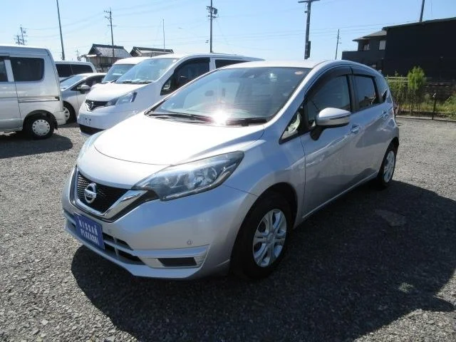 Nissan NOTE — фото 1
