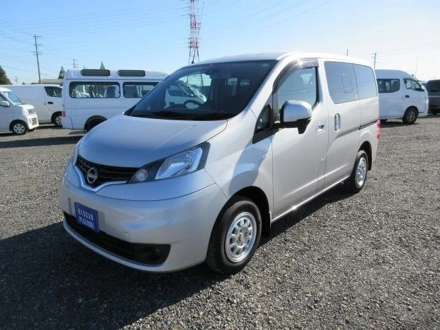 Nissan NV200 — фото 1