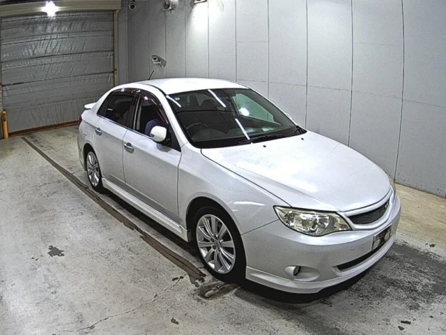 Subaru IMPREZA — фото 1