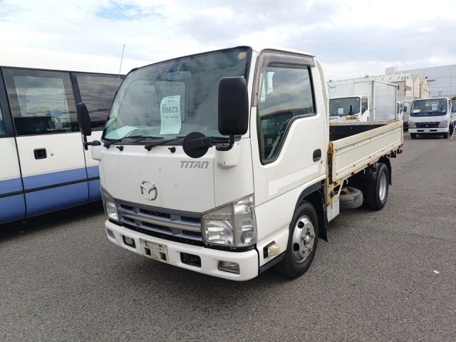 Mazda TITAN