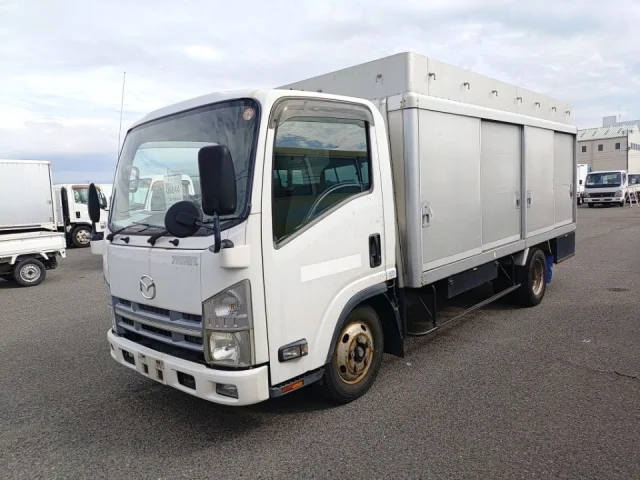 Mazda TITAN