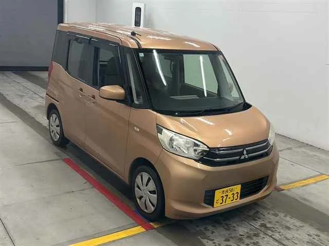 Mitsubishi EK SPACE