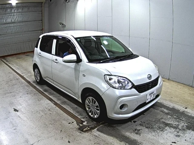 Daihatsu BOON