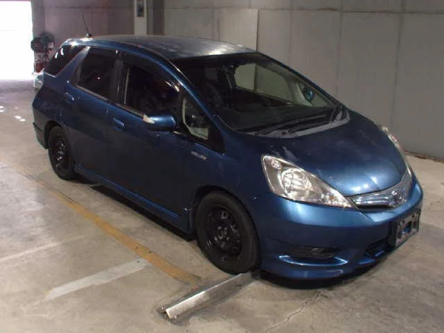 Honda FIT SHUTTLE — фото 1