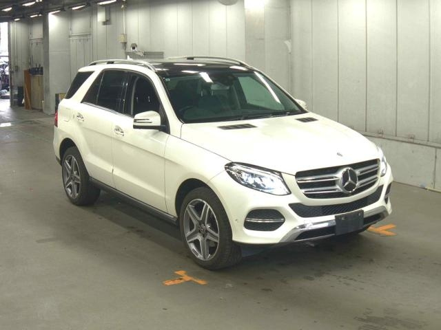 Mercedes-Benz M CLASS