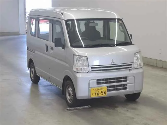 Mitsubishi MINICAB — фото 1