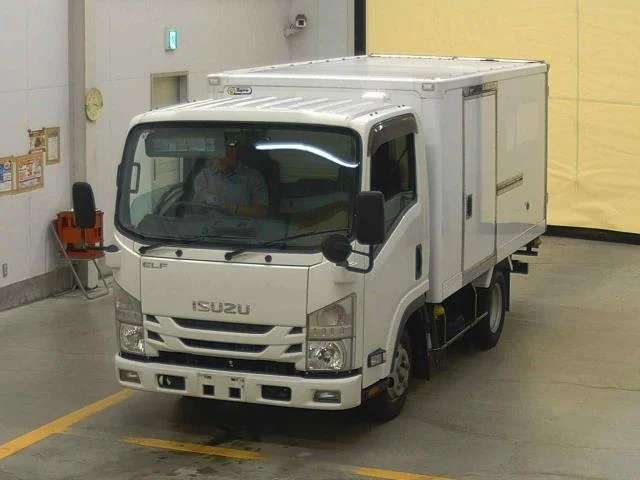 Isuzu ELF — фото 1