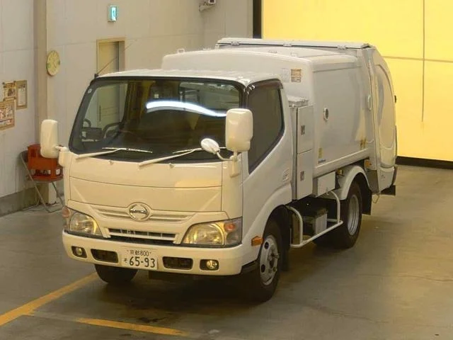 HINO DUTRO — фото 1