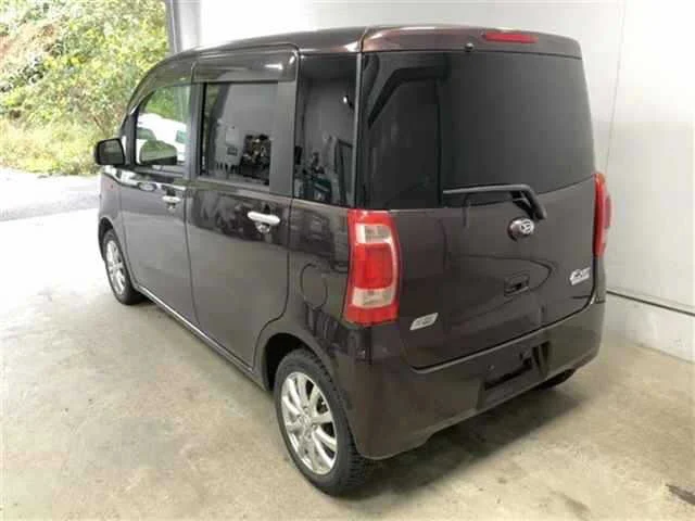 Daihatsu TANTO EXE — фото 2