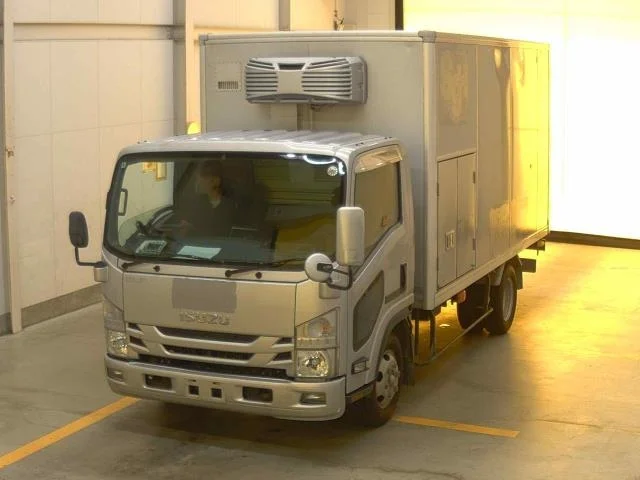 Isuzu ELF