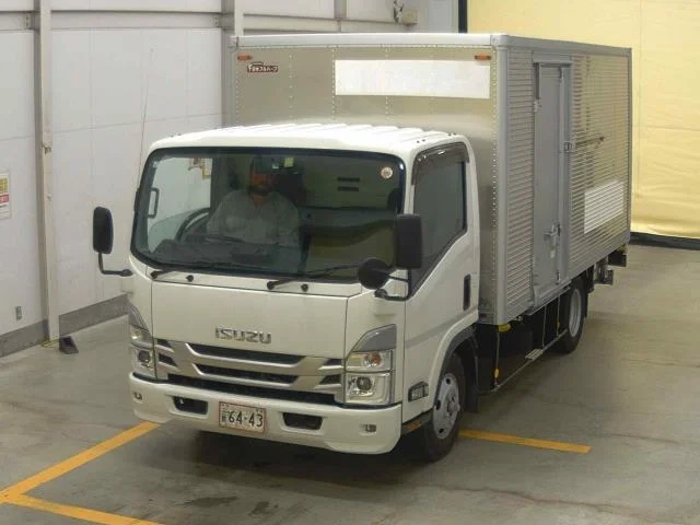 Isuzu ELF