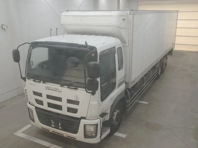 Isuzu TRUCK