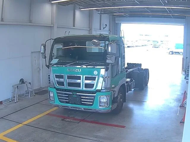 Isuzu TRUCK