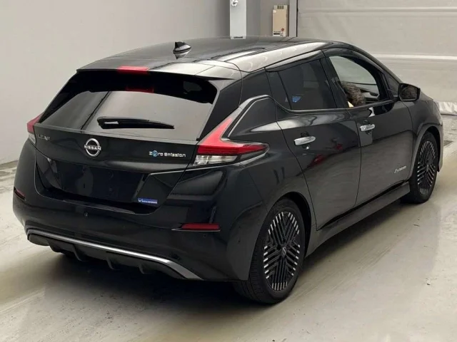 Nissan LEAF — фото 2