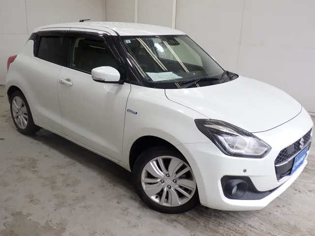 Suzuki SWIFT — фото 1