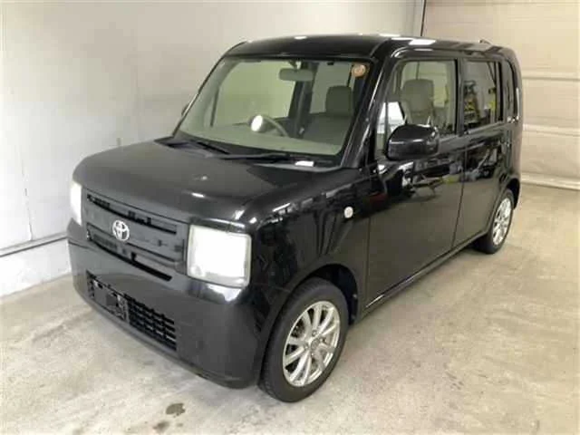 Toyota PIXIS SPACE
