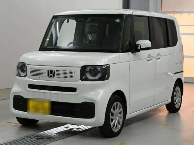 Honda N BOX — фото 1