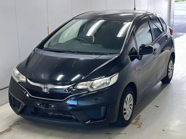 Honda FIT — фото 1