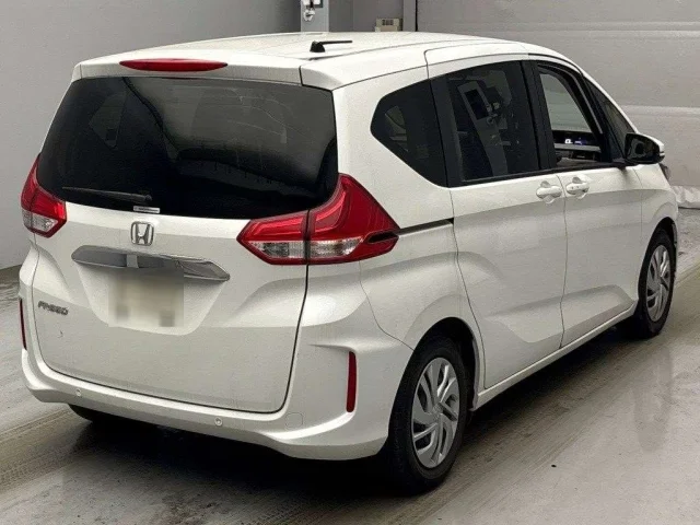 Honda FREED — фото 2