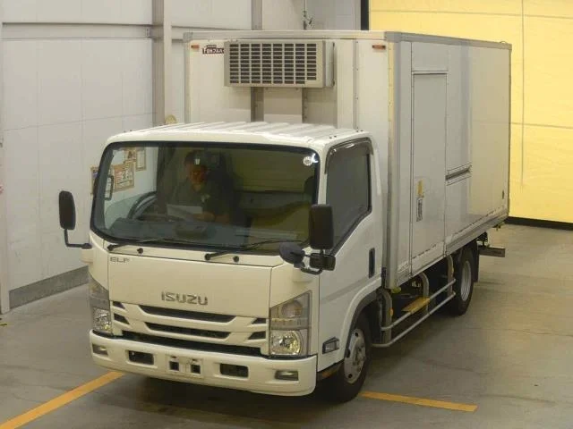 Isuzu ELF — фото 1