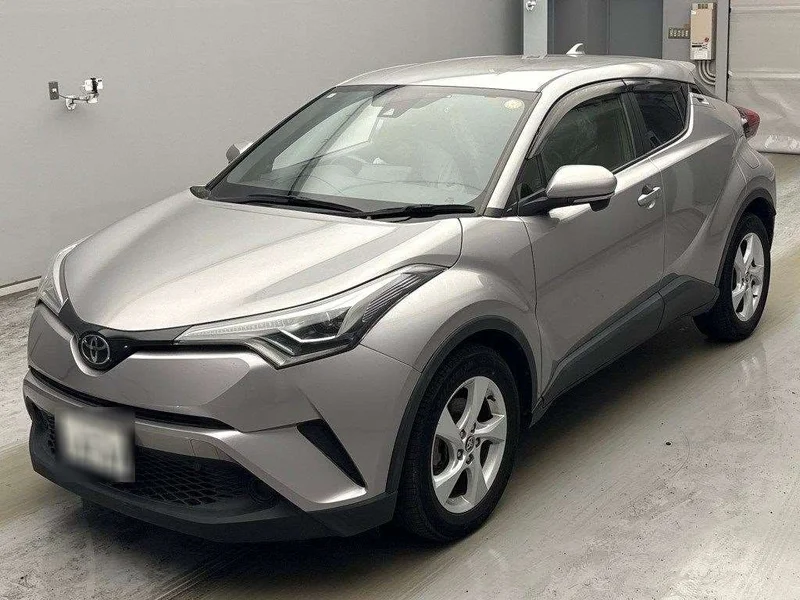 Toyota C-HR — фото 1