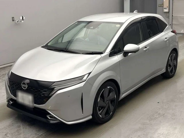 Nissan AURA — фото 1