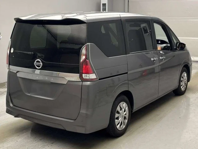 Nissan SERENA — фото 2