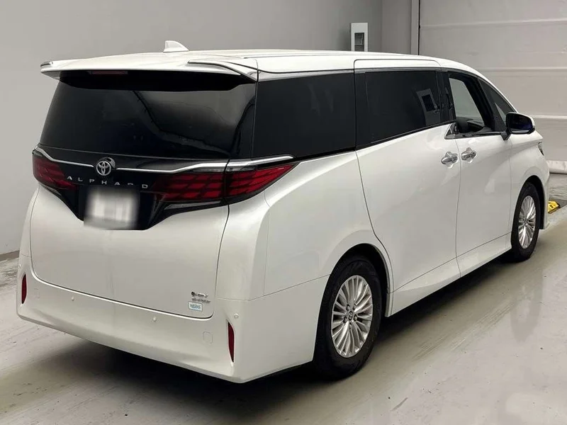Toyota ALPHARD — фото 2