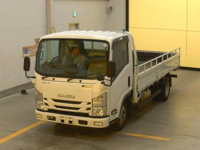 Isuzu ELF — фото 1