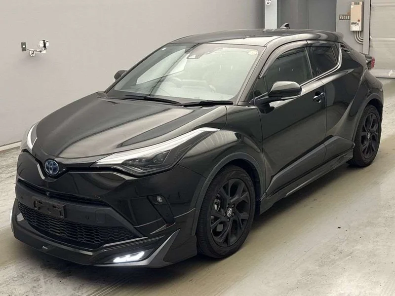 Toyota C-HR — фото 1