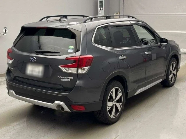 Subaru FORESTER — фото 2