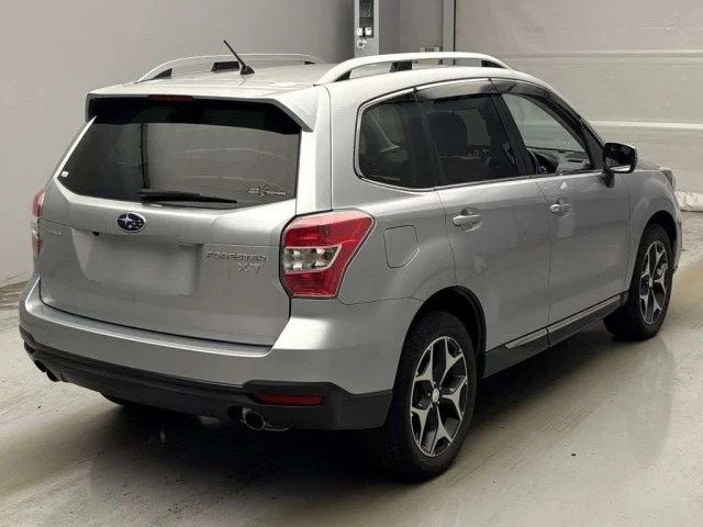 Subaru FORESTER — фото 2