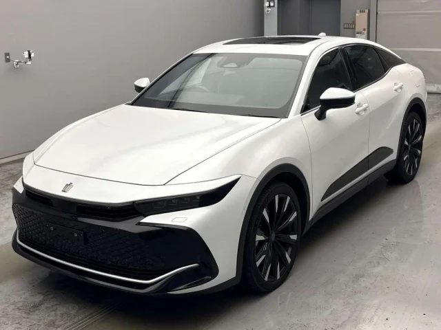 Toyota CROWN CROSSOVER