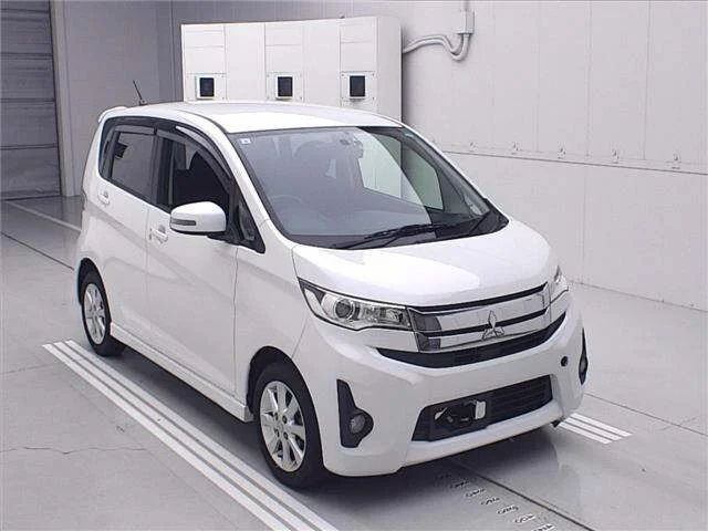 Mitsubishi EK CUSTOM — фото 1