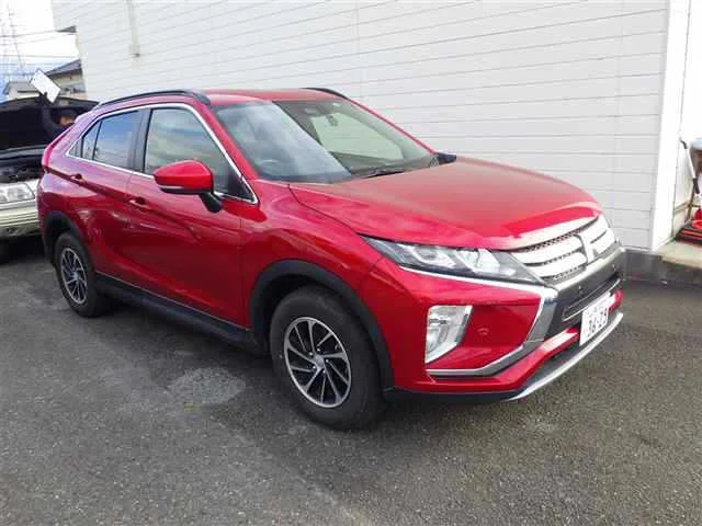 Mitsubishi ECLIPSE CROSS — фото 1