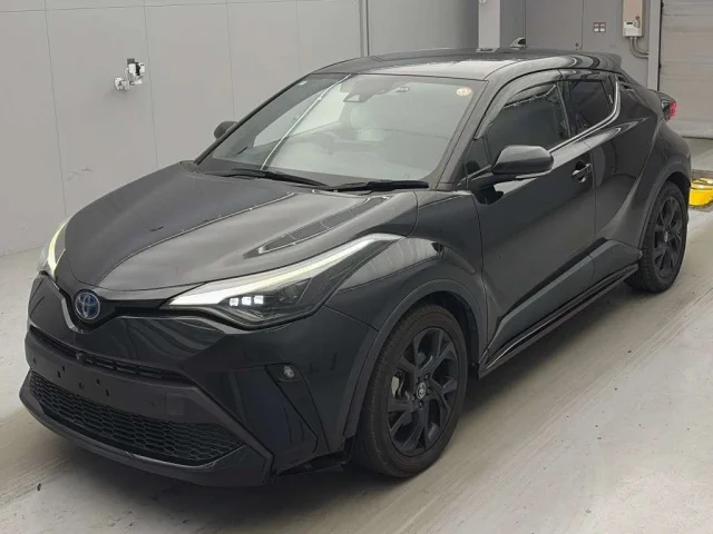Toyota C-HR — фото 1