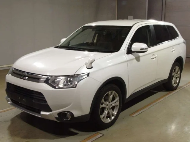 Mitsubishi OUTLANDER — фото 1