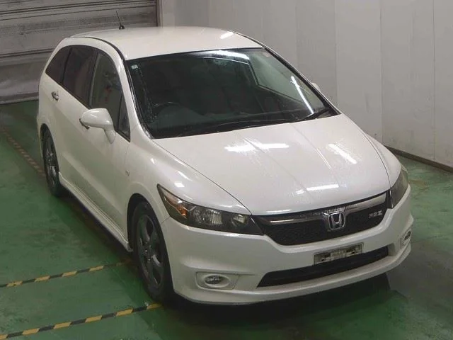 Honda STREAM — фото 1