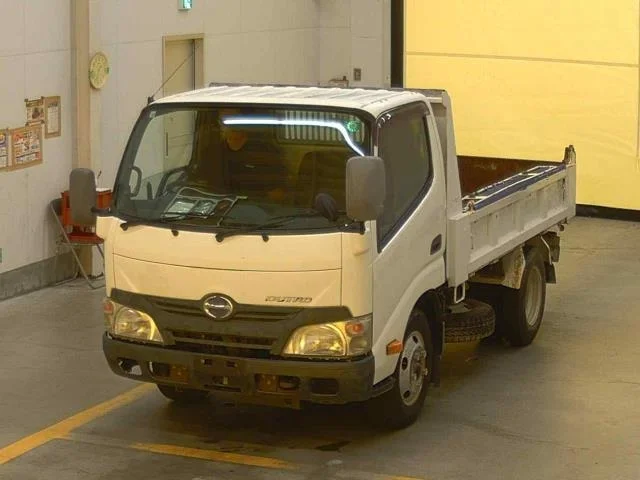 HINO DUTRO — фото 1