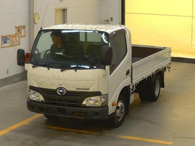 HINO DUTRO — фото 1