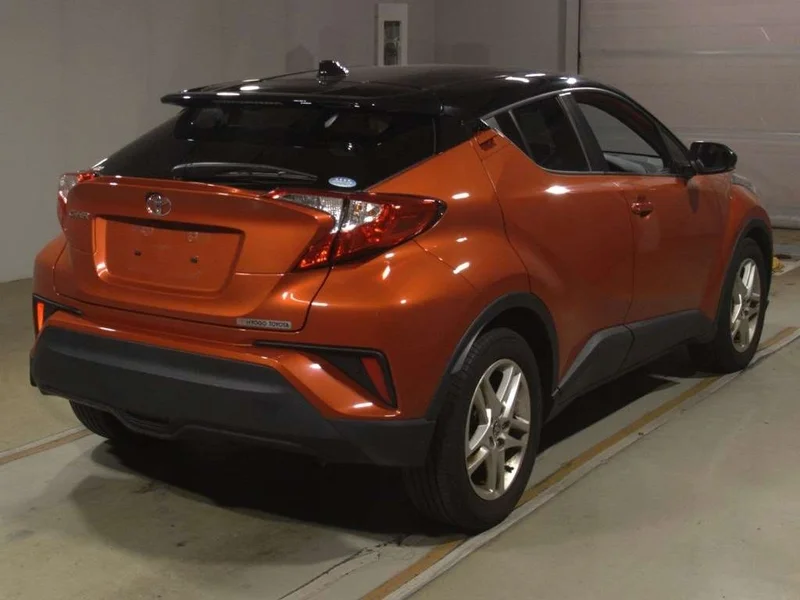Toyota C-HR — фото 2